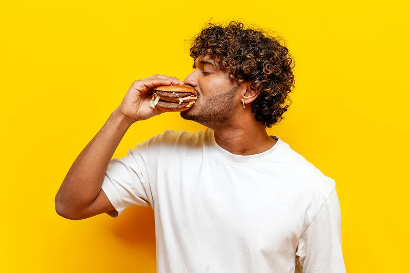 Wie hängt unser Essverhalten mit dem psychischen Wohlbefinden und der Wahrnehmung unseres Körpers zusammen?